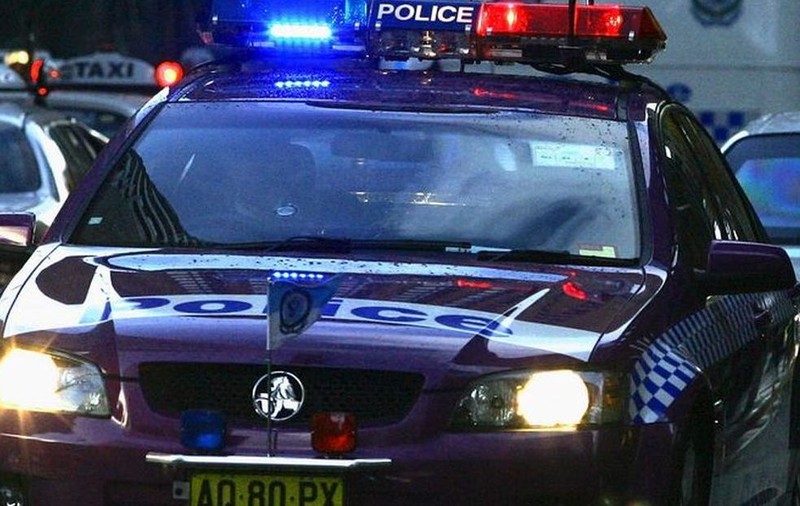 OPT COPII ÎNJUNGHIAȚI MORTAL și o FEMEIE RĂNITĂ, descoperiți în AUSTRALIA!