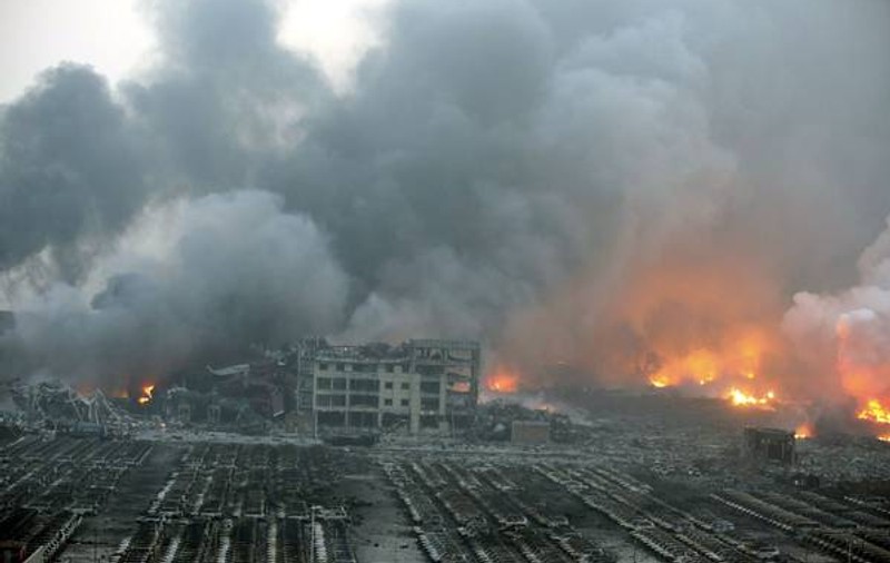 Ce a păţit o adolescentă care a minţit că tatăl ei a murit în exploziile din China. Sute de oameni i-au donat bani
