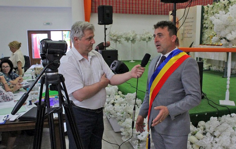 Localitatea din România blocată politic: fără buget aprobat, investiții zero, jumătate dintre consilieri cu mandatul în aer