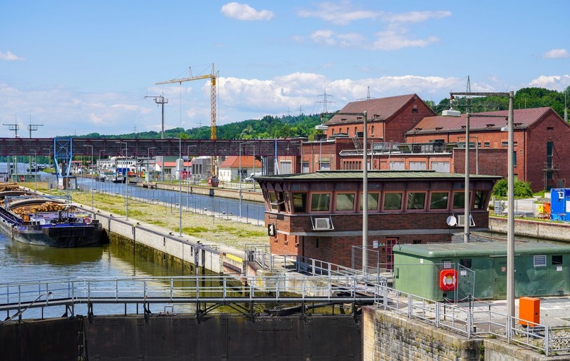 Comandantul unei nave cargo sub pavilion românesc a fost prins beat, după ce a lovit vasul de două ori pe Dunăre, în Germania