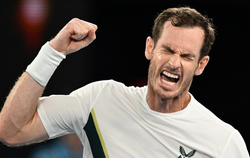 Andy Murray produce prima mare surpriză la Australian Open. CTP: „Marele Murray, gri la față de oboseală, dar încă o dată în viață învingător”