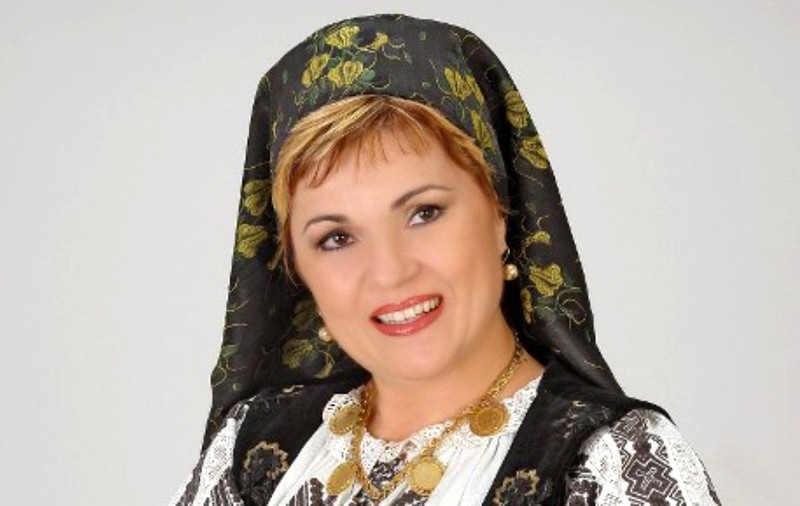 Nicoleta Voica nu trăiește doar din muzica populară. "Am și comenzi, fac la comandă"