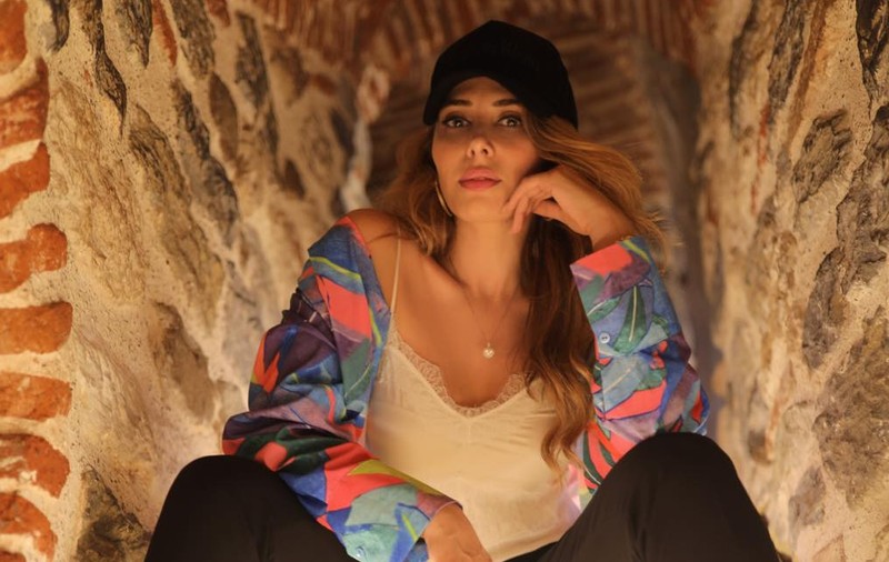 Iulia Vântur s-a întors în România. Vedeta, invitată la un eveniment organizat de Andreea Raicu. „Casa mea e acolo unde este sufletul meu”