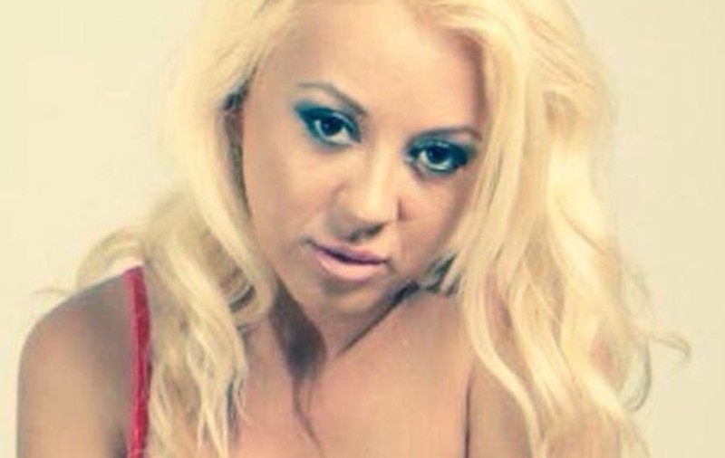 Larisa ex-Drăgulescu e pusă pe schimbări! Vezi ce şi-a făcut! | FOTO