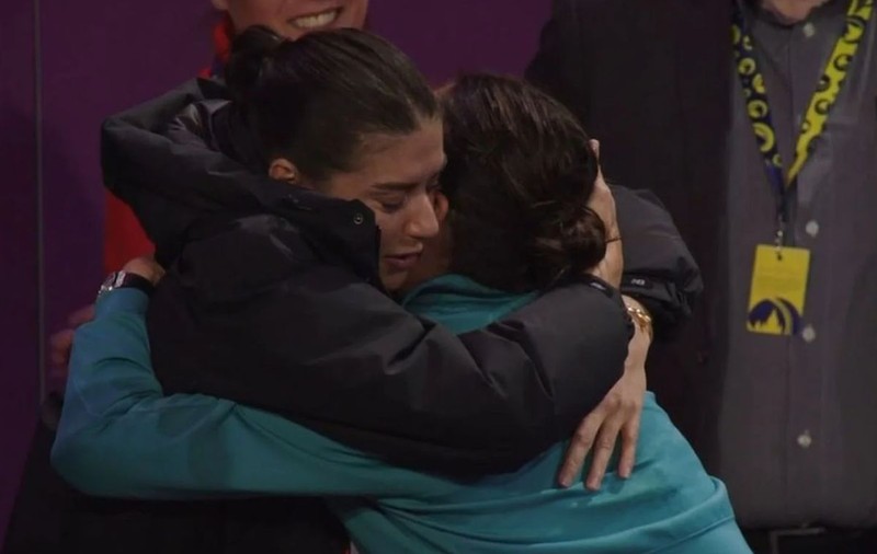 Simona Halep și Sorana Cîrstea s-au îmbățișat la Cluj. „Chiar dacă nu am fost foarte apropiate, suntem colege”