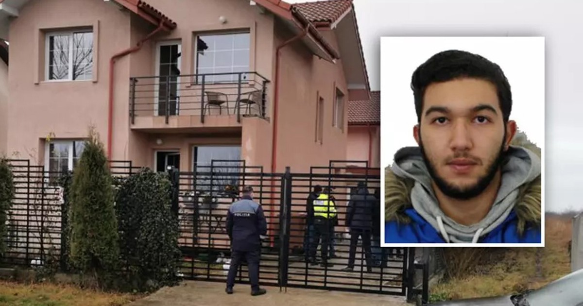 Vila unde a avut loc crima, echipaje de poliție și criminalul