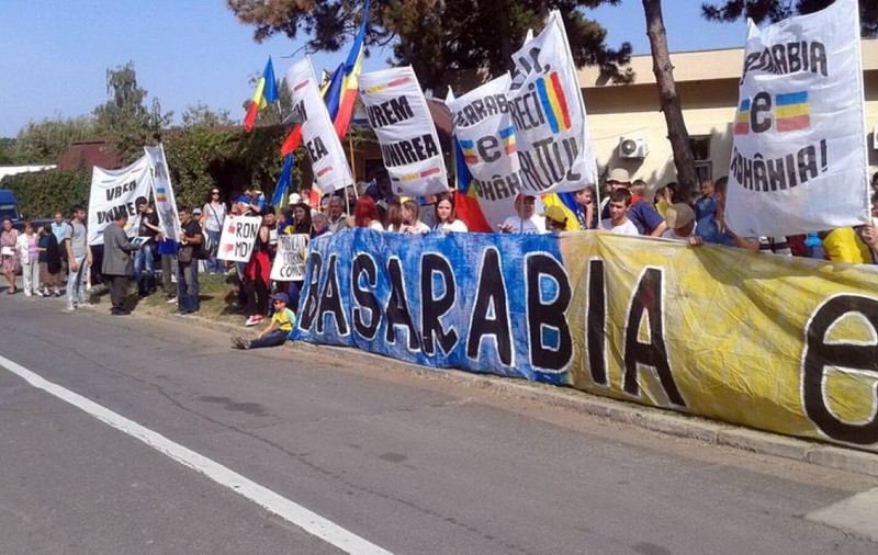 România dă o nouă tranșă de bani fraților de peste Prut! Zeci de milioane de euro se duc în Republica Moldova!
