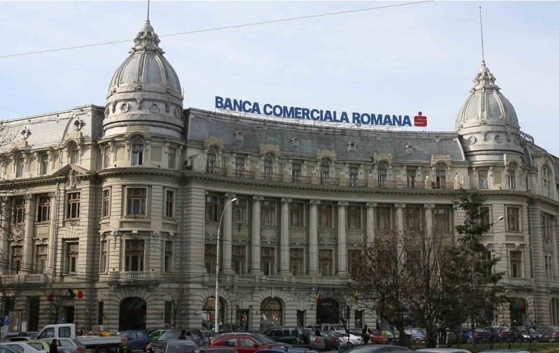 Fostul Palat BCR din centrul Capitalei va fi transformat într-un hotel de 5 stele de una dintre cele mai bogate familii din Israel. La cât se ridică investiţia