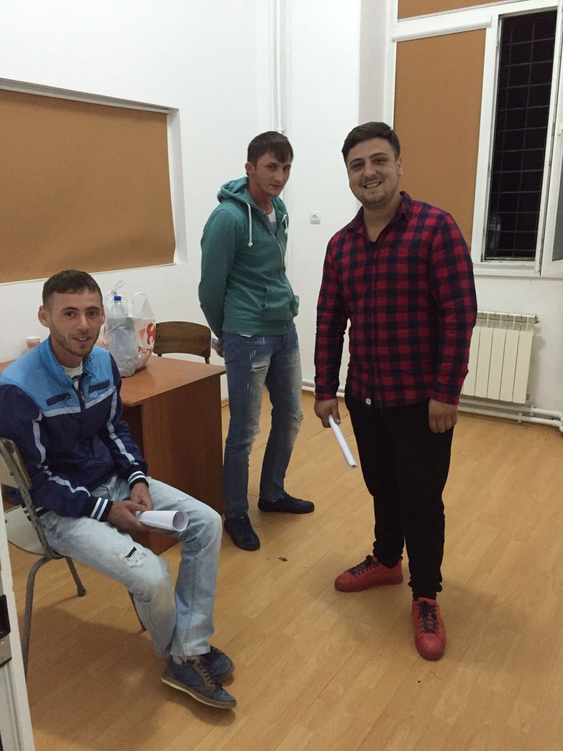 Pe trei dintre hoții de biciclete din gruparea șui Țața, din Ilfov, i-a umflat râsul când judiciariștii le-au dat ordonanțele de reținere pentru 24 de ore
