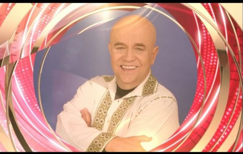 Cadouri de senzaţie pentru Benone Sinulescu la "Gabi Firea Show"! Află ce  primește cântărețul!
