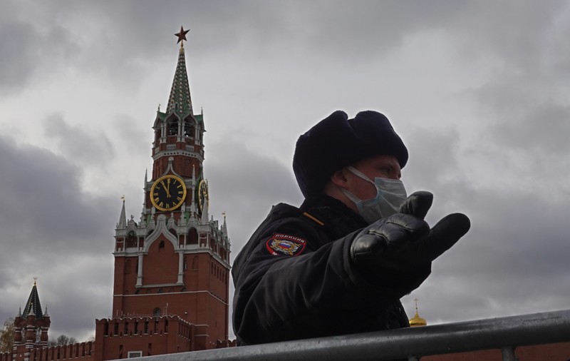 Descindere a poliției și procurorilor la o facultate din Moscova. E vizat și profesorul Grigory Yudin, care se pronunțase contra lui Putin în Libertatea