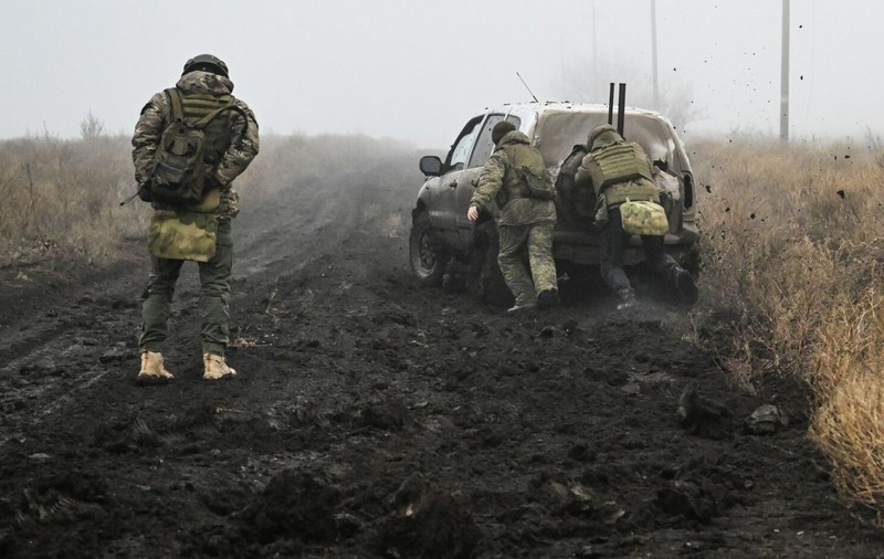 Rusia se laudă că a păcălit armata ucraineană, i-a luat 100.000 de dolari și apoi i-a împușcat pe soldații Kievului care credeau că nu va trage nimeni în ei, în Gorlovka