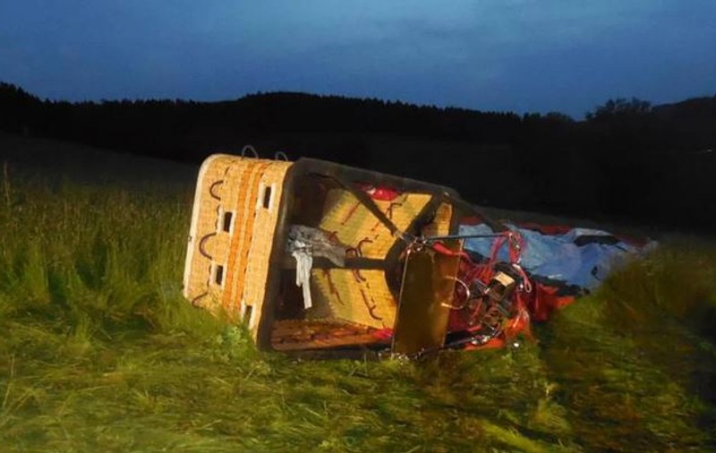 Un balon cu aer cald s-a prăbuşit în Germania. 11 persoane au fost rănite, între care două în stare critică