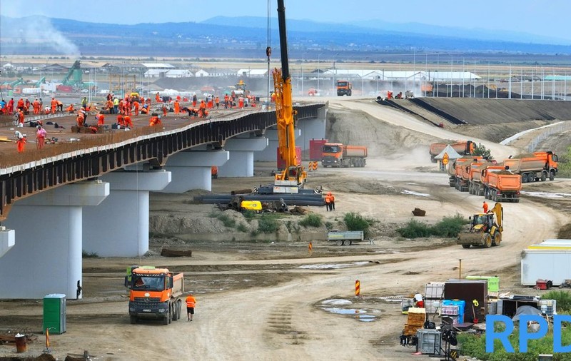 Marcel Ciolacu a explicat de ce n-a fost construită cea mai așteptată șosea din România: „Europa a considerat că Autostrada Moldovei nu duce nicăieri”