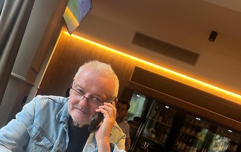 Irinel Columbeanu, aspru criticat după ce a plecat din nou de la azil: „Te postezi ca un șmecher cu bani”. Oamenii nu mai sunt impresionați de suferința lui