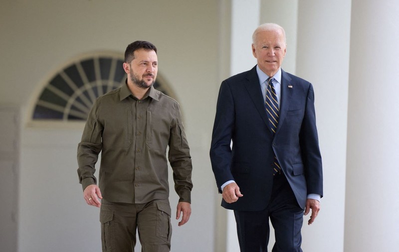 Ucraina și SUA vor lansa o producție comună de armament, a anunțat Zelenski după întâlnirea cu Biden