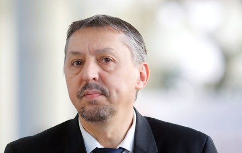 Profesorii, plătiți mai prost decât o bonă, ministrul Educației caută o soluție temporară: „Nu e sănătos într-un astfel de sistem”