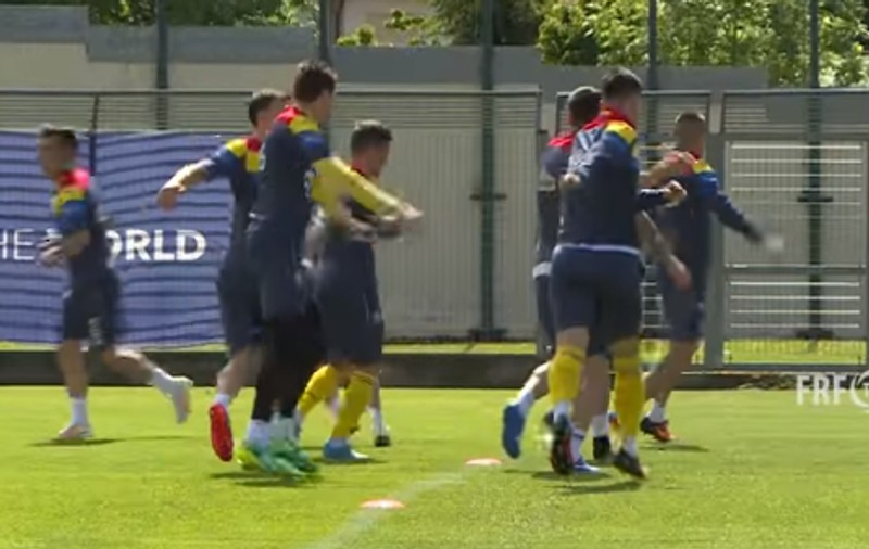 Tricolorii au efectuat primul antrenament pe tărâm italian. Denis Alibec s-a pregătit fără probleme / FOTO&VIDEO