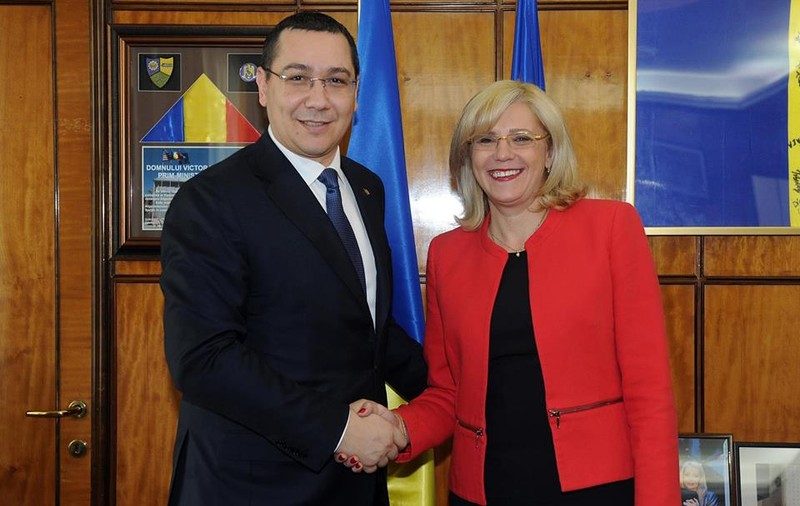 Victor Ponta lansează un nou nume de premier, Corina Crețu: ”Gândiți-vă cât de bine ar arăta România”