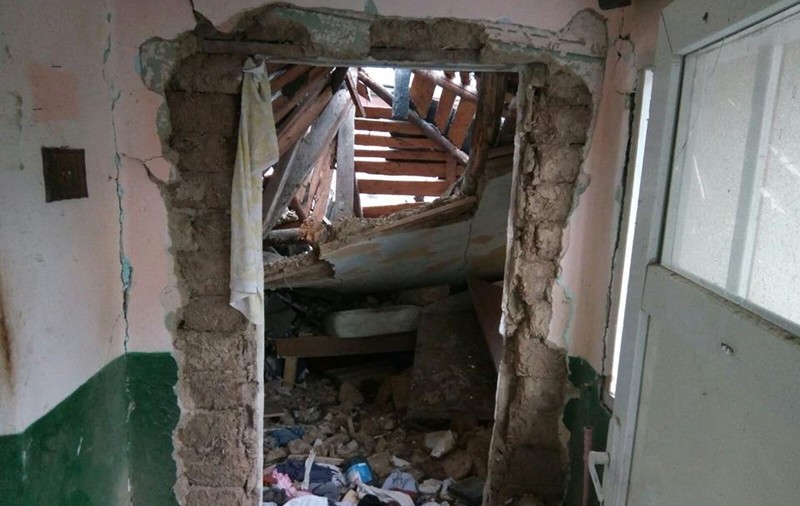 Explozie într-o casă din Constanţa! O femeie a ajuns la spital GALERIE FOTO