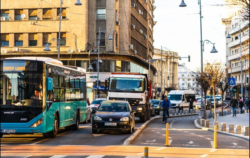 Studiu: expunerea la noxe duce la orbire. Bucureștiul, în primele 5 cele mai poluate orașe din Europa