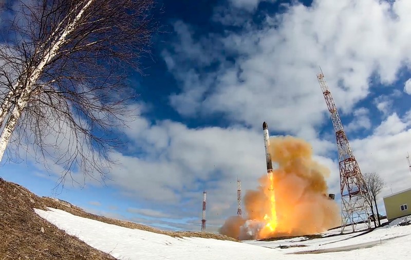 Putin anunță că armata rusă va desfășura în curând noile rachete nucleare intercontinentale Sarmat, „superarma” proiectată să sperie Occidentul
