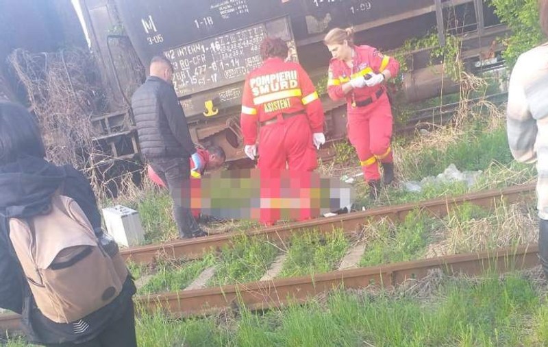 O studentă la arhitectură a murit în gară la Chitila. S-a urcat pe un tren ca să facă poze, dar s-a electrocutat!