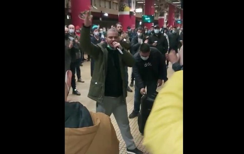 VIDEO | Cântece și aplauze la protestul de la metrou. Protestatarii au scandat: „Noi suntem sindicatul din țară cel mai bun”