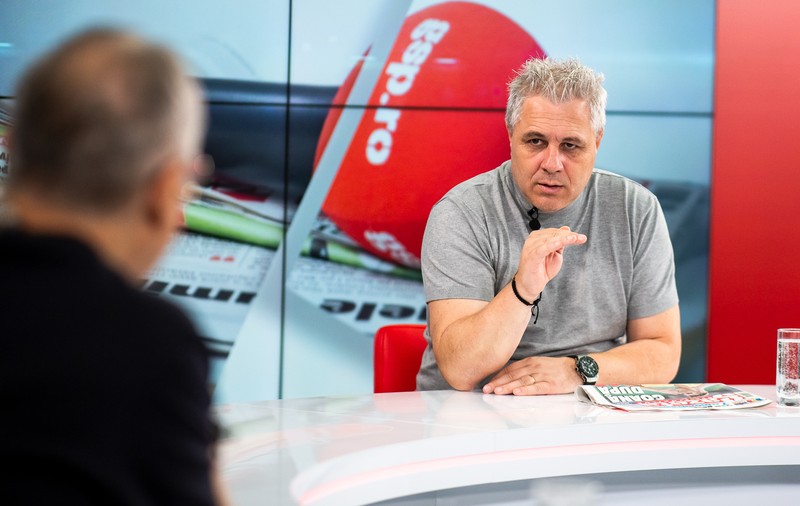 Marius Șumudică își petrece Crăciunul în spital. ”Doctorii spun că e foarte periculos”