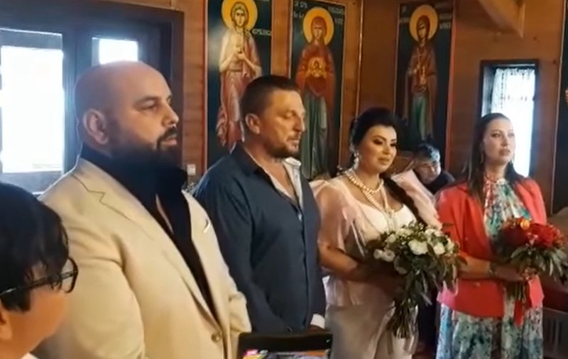 Cum s-au cunoscut, de fapt, Adriana Bahmuțeanu și logodnicul George: „Nu știu dacă m-am îndrăgostit, îmi plăcea să vorbesc cu el”. Culisele primei întâlniri