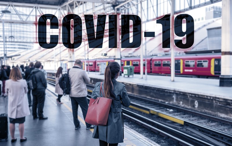 Ghid COVID-19 pentru a circula în siguranță cu transportul în comun, dacă ești nevoit să-l folosești - ce trebuie să știi înainte de orice călătorie