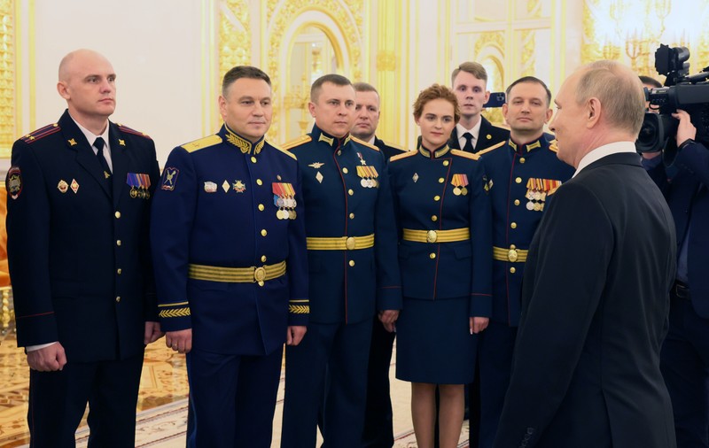 Putin și-a lăudat soldații care luptă din Ucraina în faţa viitorilor militari: „Acţionează ca nişte adevăraţi eroi”