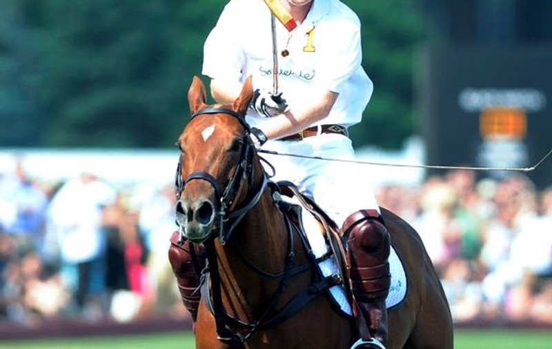 Prinţul Harry, alături de alte celebrităţi au jucat polo la New York