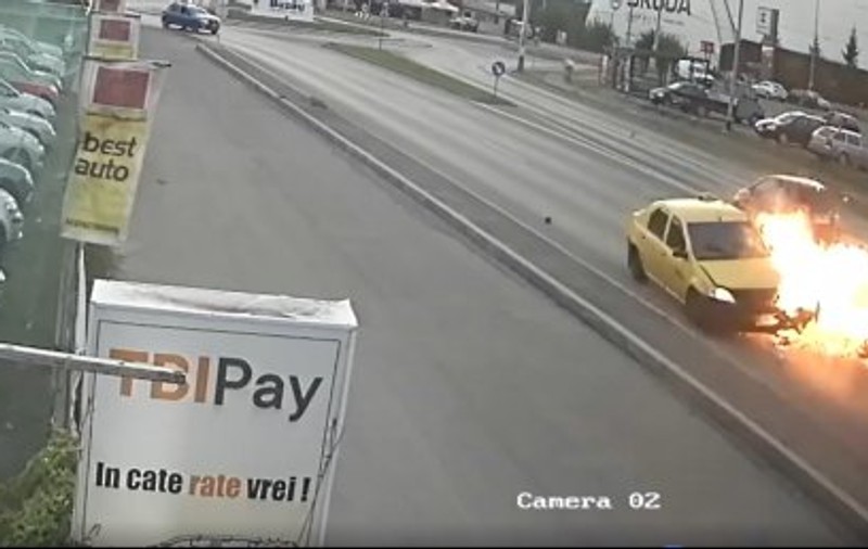 VIDEO | Cine este șoferița care a accidentat un poliţist în Buzău. Femeia rămâne în continuare în arest