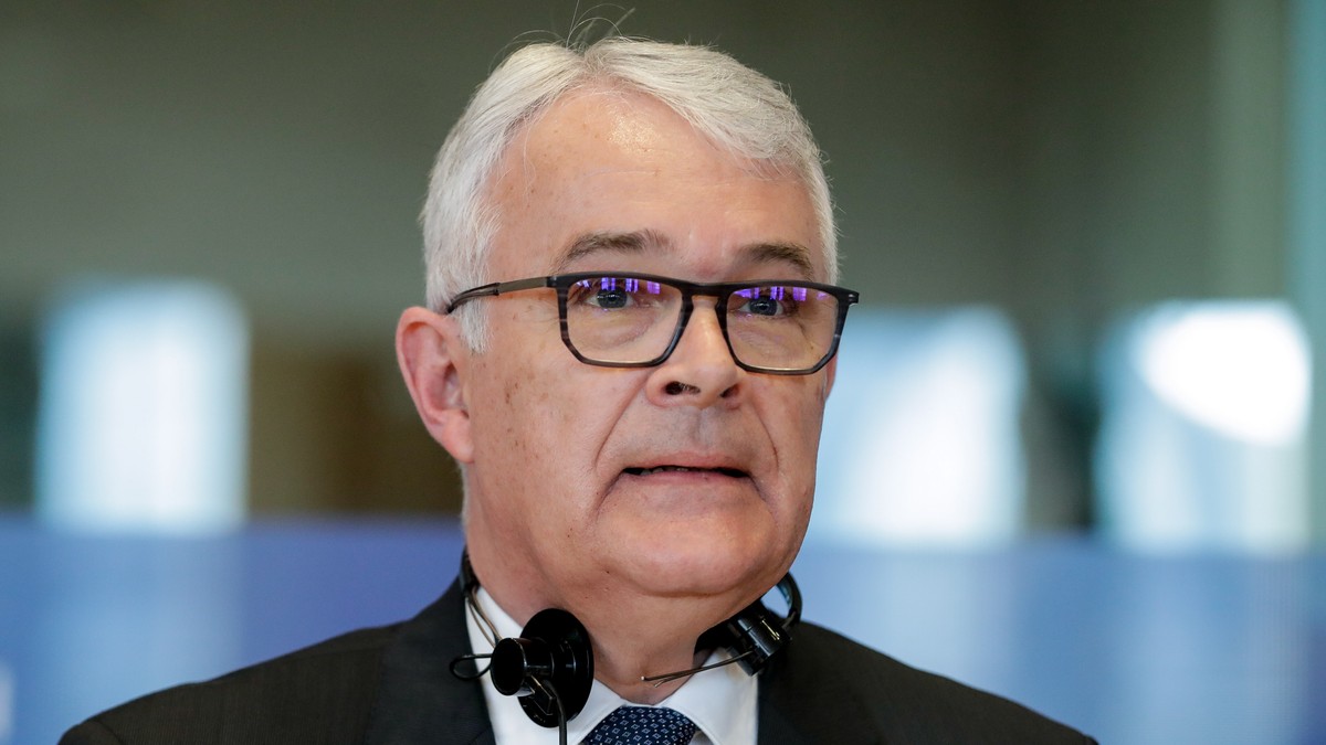 Contracandidatul lui Kovesi pentru funcția de procuror șef european, desemnat oficial la șefia Parchetului Financiar din Franţa