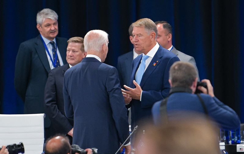 Iohannis, detalii despre deciziile de la summitul NATO, unde SUA au anunțat că măresc prezența militară din România
