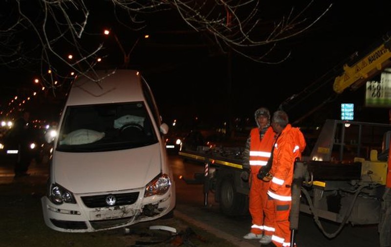 Volkswagen este marca implicată în cele mai multe accidente despăgubite de companiile de asigurări în România. Vezi câte maşini au CASCO!