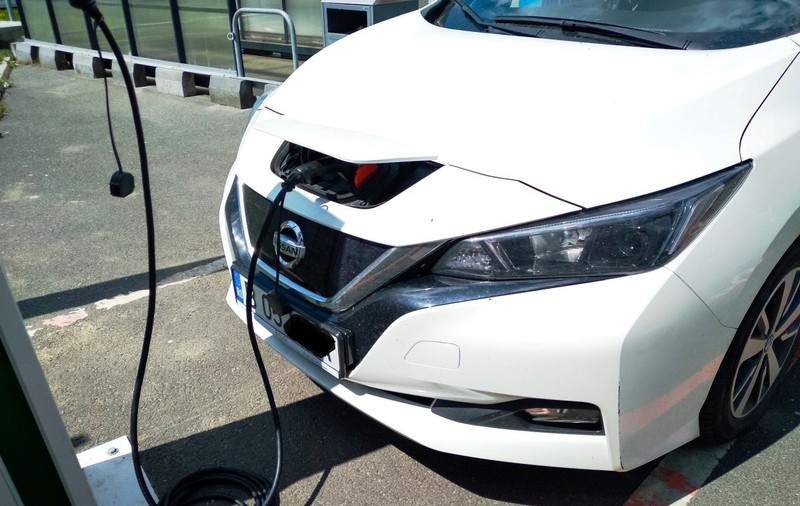 Mașinile electrice în 2021. Unde se pot încărca și cât costă un „plin”?