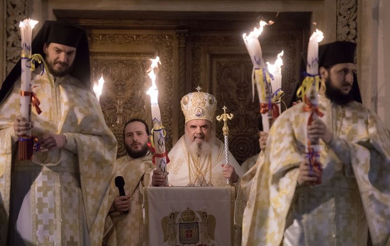 ÎN DIRECT | Slujba de Înviere de la Patriarhia Română