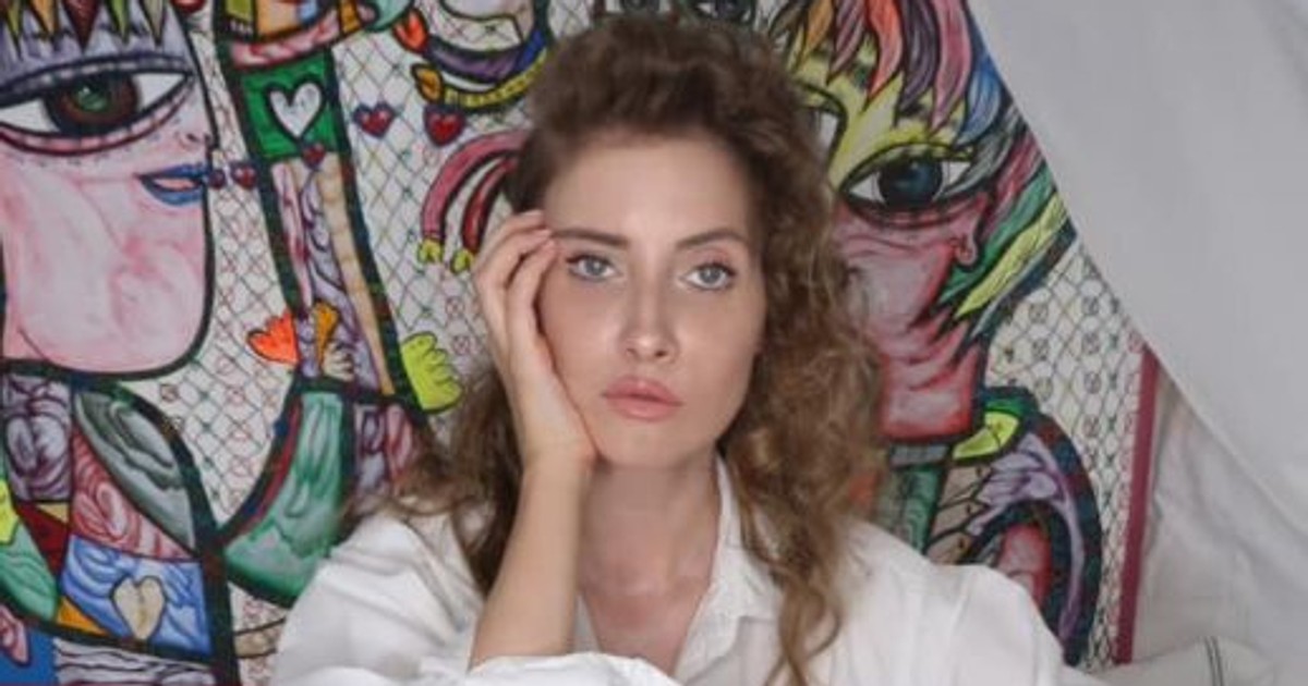 Amănunte neștiute despre Iulia Albu. "Am fost Scheletron, am avut probleme cu acneea și am fost ținta ironiilor tuturor colegilor mei de clasă"