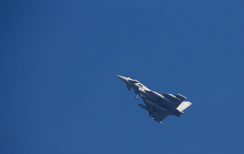 VIDEO| Un avion de vânătoare s-a prăbușit în mare sub privirile spectatorilor aflați la un show aviatic