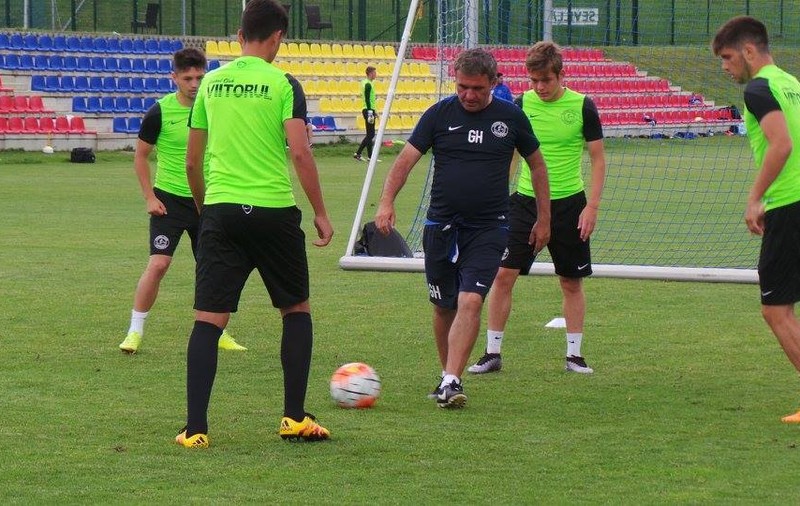 Gică Hagi știe cum poate fi revigorat fotbalul românesc: ”Renunțați la sistemul cu doi închizători. Băgați jucători care văd poarta”