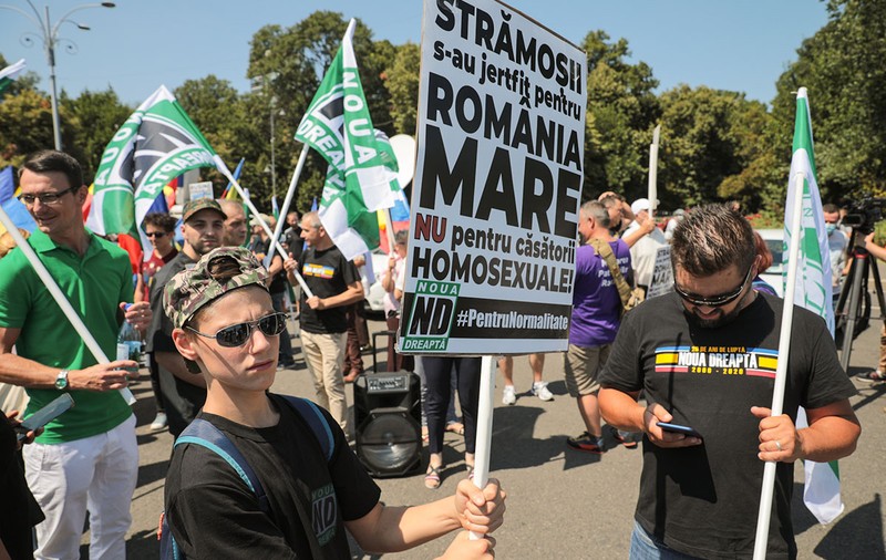 Peste 200 de oameni, la „Marșul Normalității”, organizat ca răspuns la „Bucharest Pride”