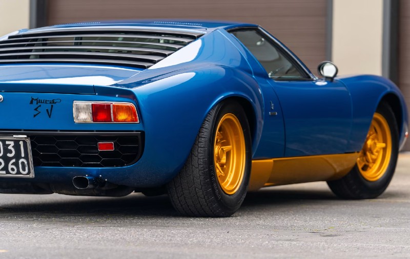 Singurul Lamborghini Miura SV albastru Tahiti din lume, cu doar 1.516 km, se vinde la licitație fără preț de rezervă