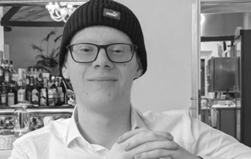 Giovanni Colle, un tânăr plin de pasiuni și vise, a fost condus astăzi pe ultimul drum, în cadrul unei ceremonii care a avut loc la ora 16.00, la biserica Pieve di Sant'Eulalia