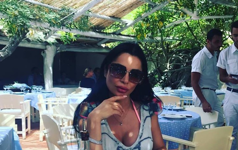 Brigitte Năstase, în costum de baie la plajă. Cât de mult a slăbit bruneta