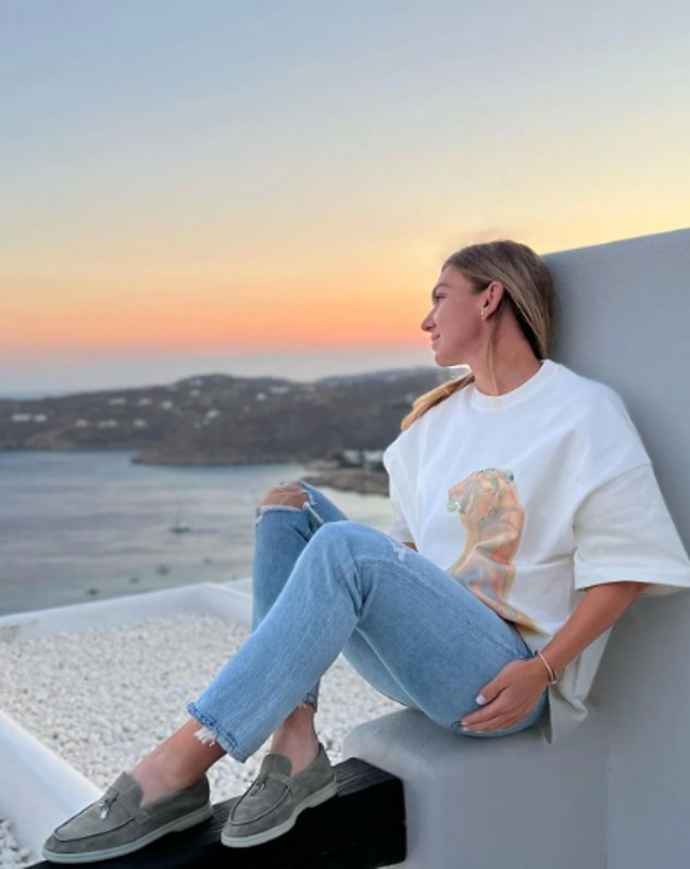 Simona Halep, vacanță în Grecia. Imagini cu sportiva relaxându-se alături de Toni Iuruc