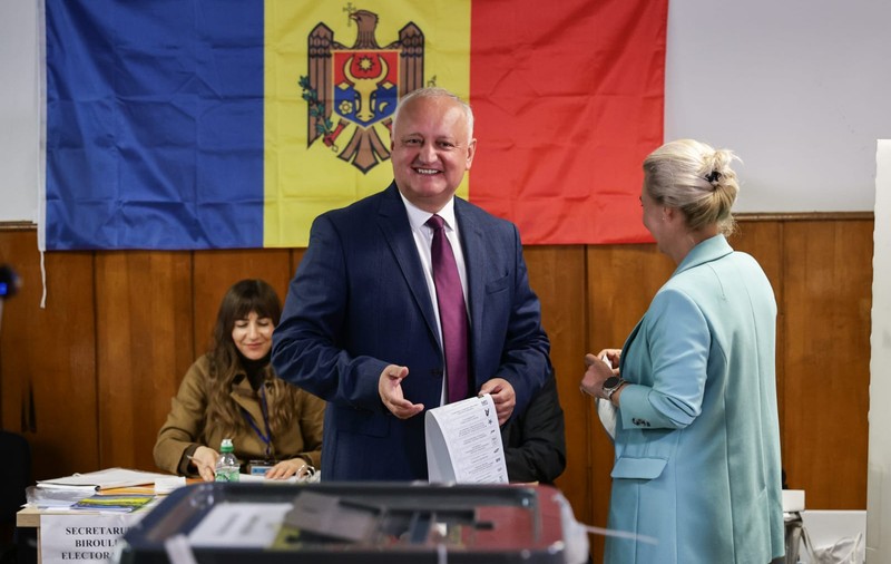 Presa rusă scrie că opoziția a câștigat alegerile din Republica Moldova
