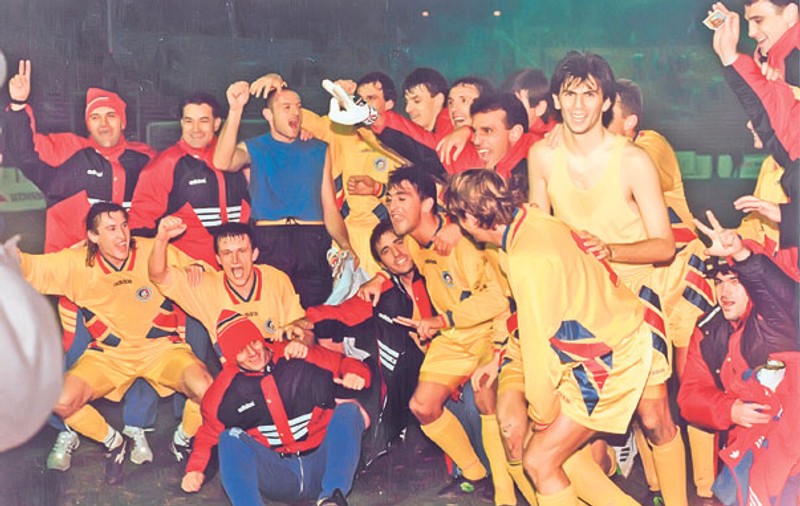 Top secret «Generaţia de aur»! Cea mai tare naţională de fotbal din istoria României, «dezbrăcată» de maseurul Florin Căprăruş
