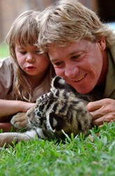 Bindi Irwin în copilărie, alături de regretatul ei tată, Steve Irwin